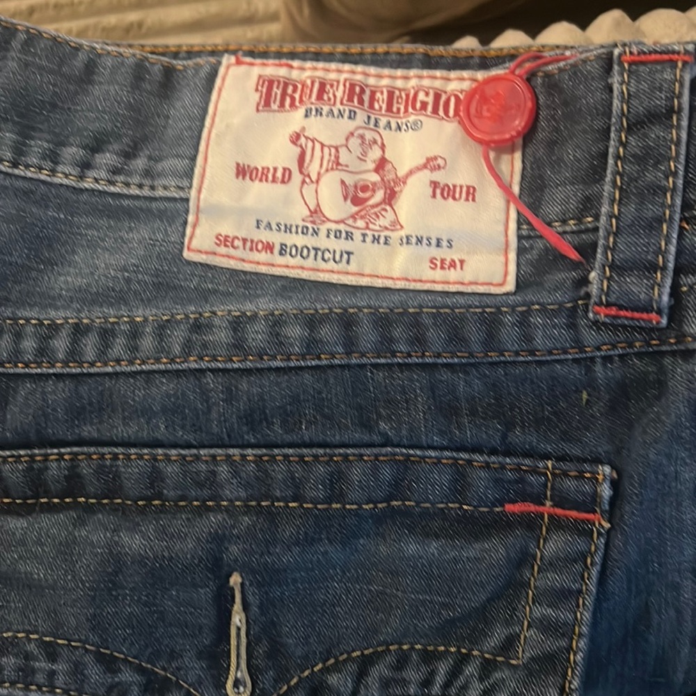 Selling my trues barley worn